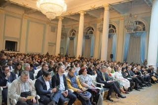 26 octombrie, Sala cu Orgă